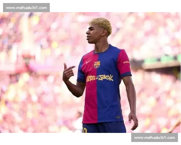 巴萨 10 号传承:亚马尔正式接过传奇球衣,开启新时代 巴萨 10 号传承:亚马尔正式接过传奇球衣,开启新时代